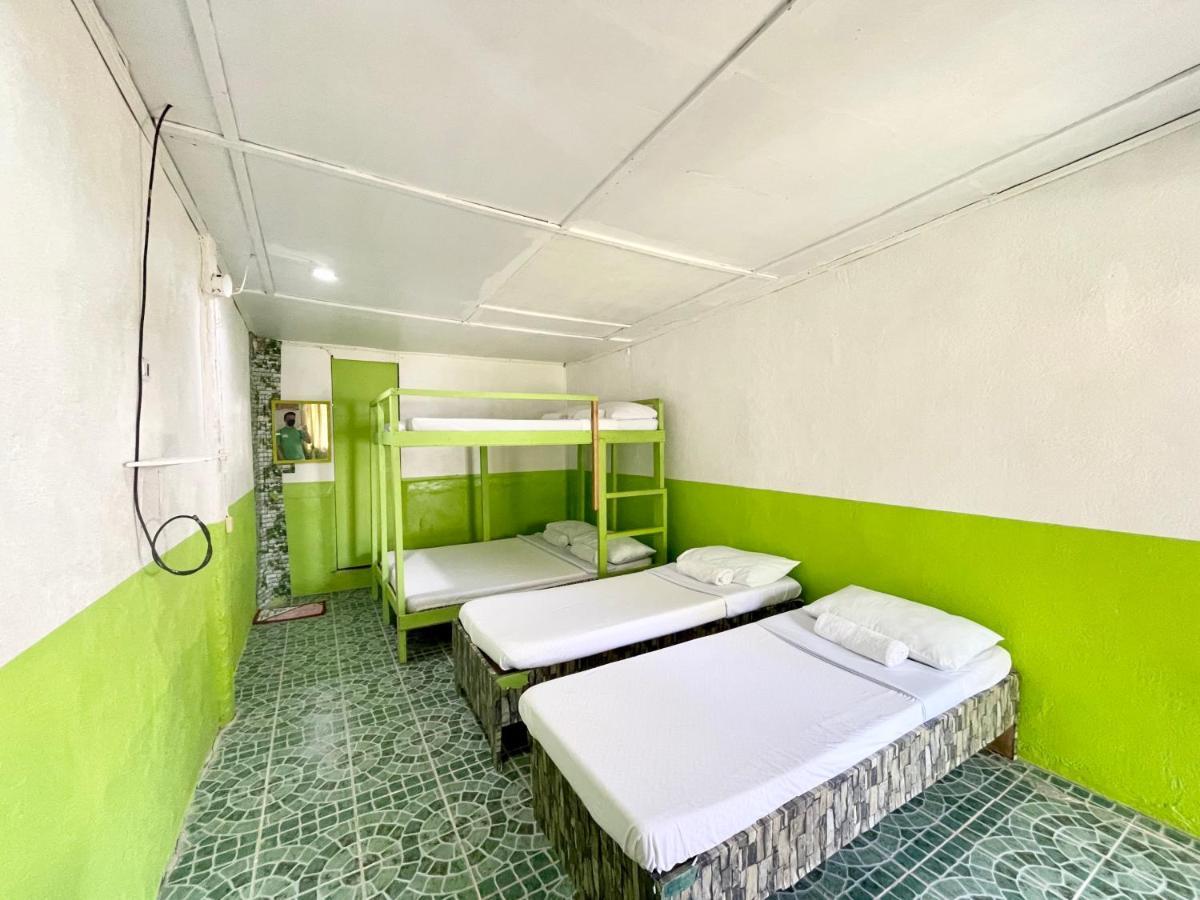 Oyo 899 Merie Diz Sunrise Beach Resort Oslob Bagian luar foto