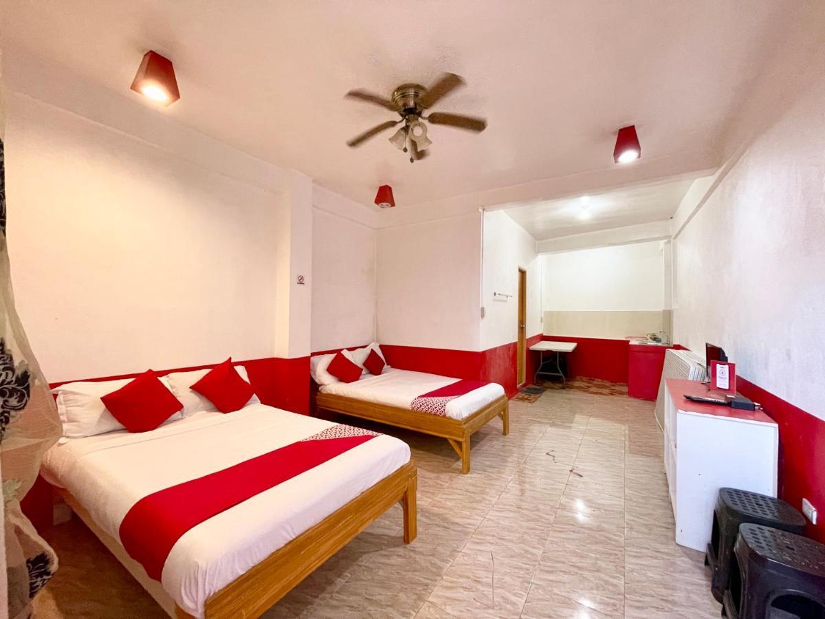 Oyo 899 Merie Diz Sunrise Beach Resort Oslob Bagian luar foto