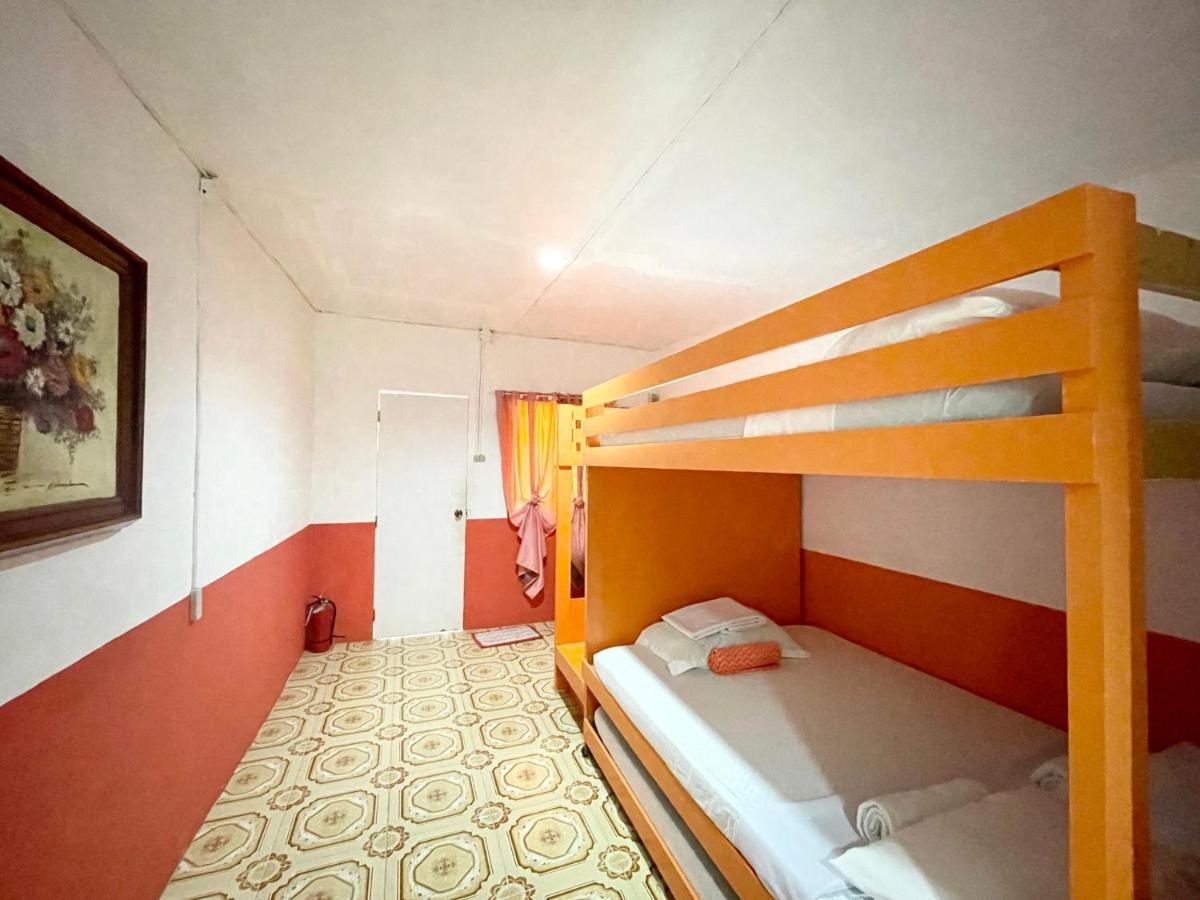 Oyo 899 Merie Diz Sunrise Beach Resort Oslob Bagian luar foto