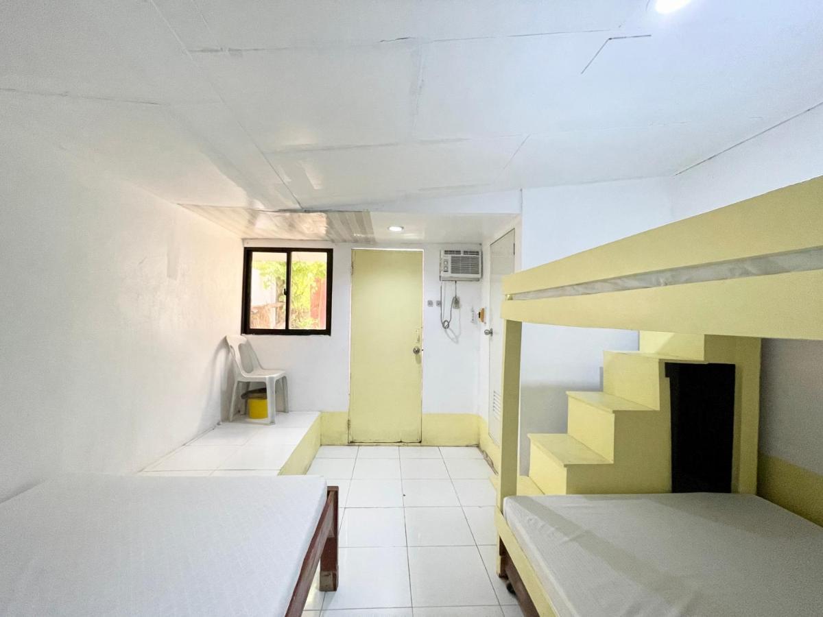 Oyo 899 Merie Diz Sunrise Beach Resort Oslob Bagian luar foto